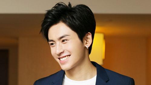 张哲瀚龚俊最新爆料,揭秘娱乐圈幕后真相 第2张 张哲瀚龚俊最新爆料,揭秘娱乐圈幕后真相 第2张